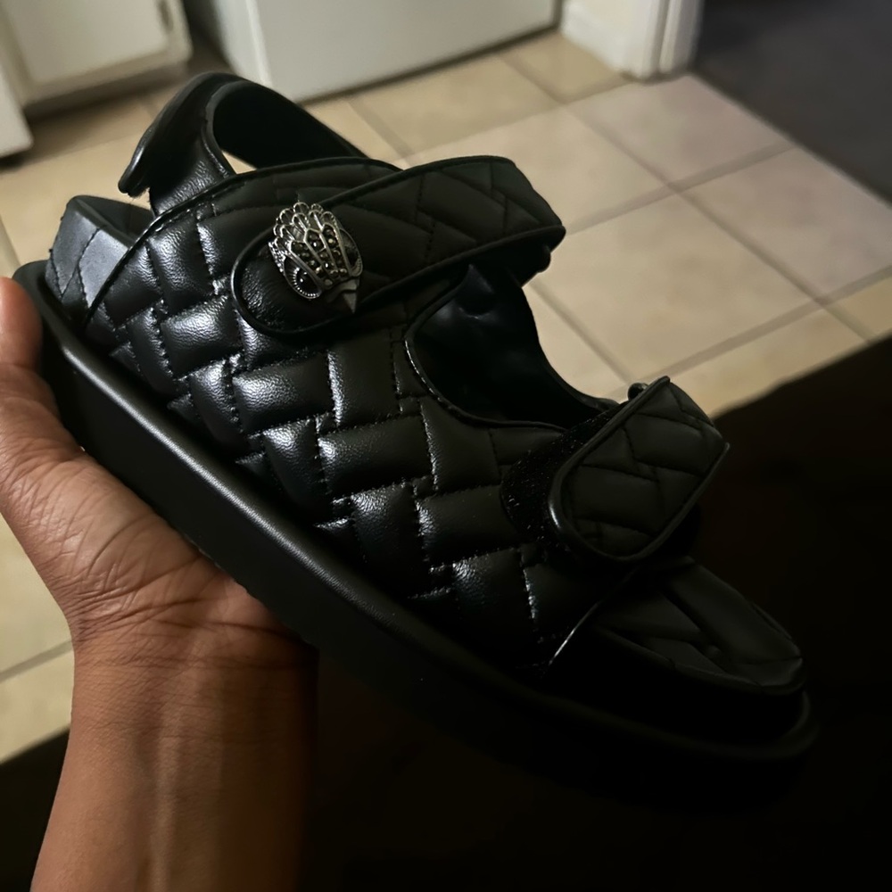 these are more kurt geiger sandals, i’m selling them because they are to big.